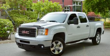 6.6L Duramax Diesel With 6 Speed Automatic Transmission
