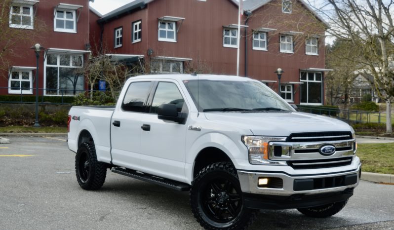 2019 Ford F-150 SuperCrew 5.0L V8 with 6.5 Foot Box