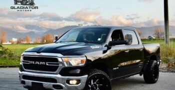 2019 Dodge Ram 1500 BIG HORN HEMI Panoramic Roof