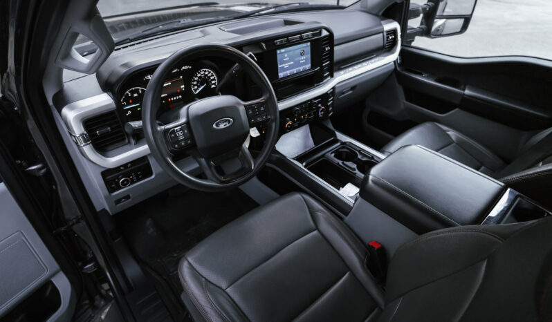 2023 Ford F-350 XLT 6.7L PowerStroke Turbo Diesel F350 FX4 full